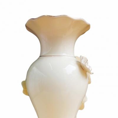 Bình Đắp Nổi Hoa Mai Viền Vàng
